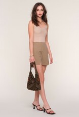 Heartloom Megan Short
