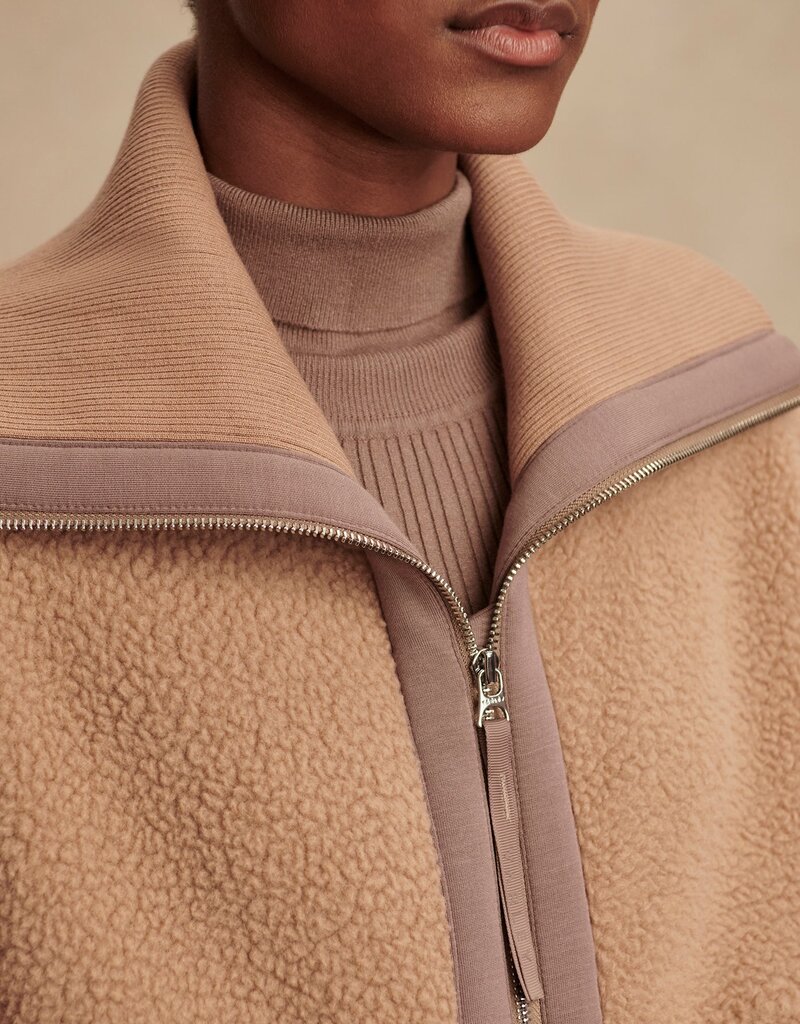 Varley Eleanor Patch Pocket Fleece