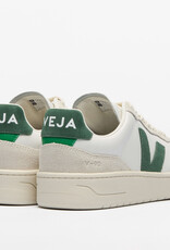 Veja V-90 Sneaker