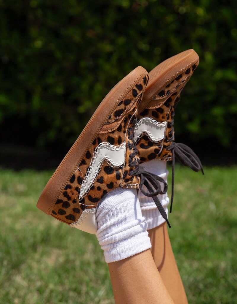 Dolce Vita  Notice Stitch Sneakers