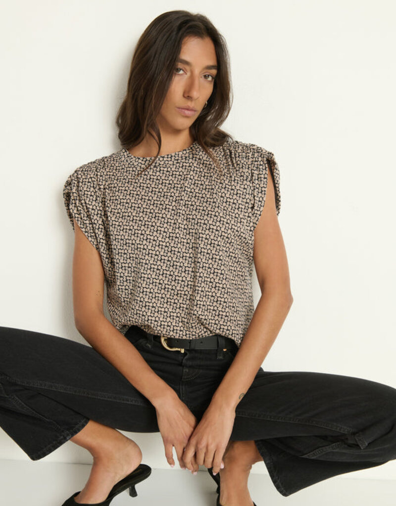 Nation Frankie Muscle Tee
