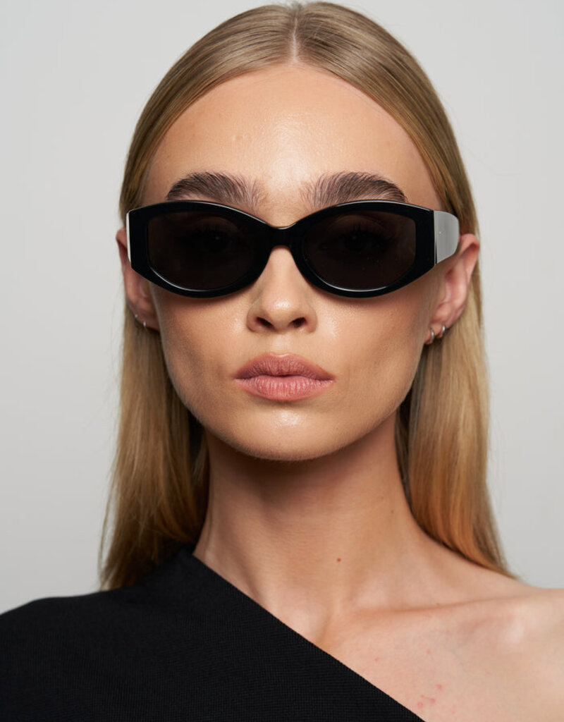 Elisa Johnson Jeannie - Gloss Black