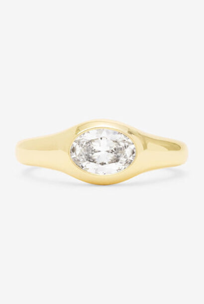 She's A Boss Signet Ring