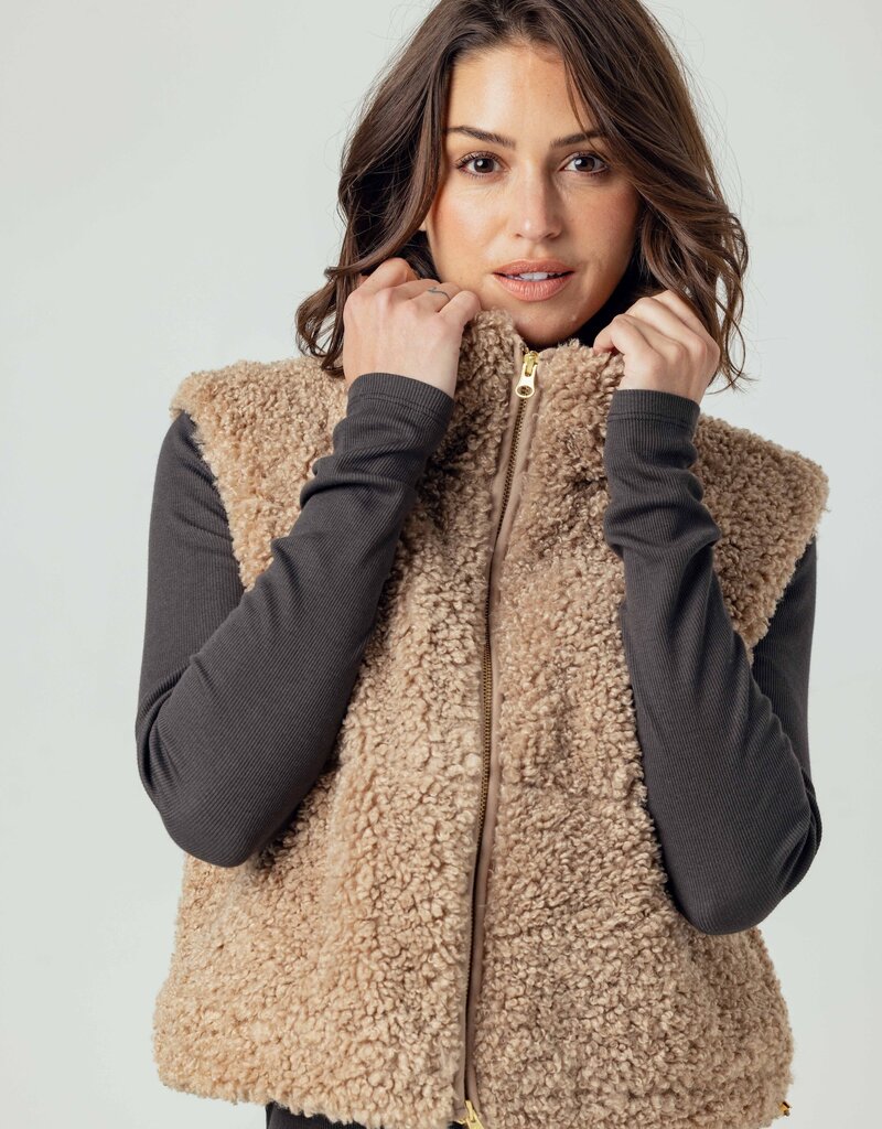 Sundays Sherpa Cecily Vest