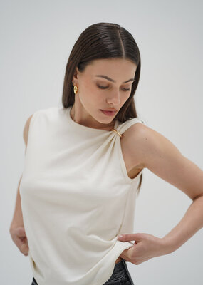 LNA Idol Tee