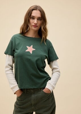 Daydreamer Appliequé Star Solo Twofer