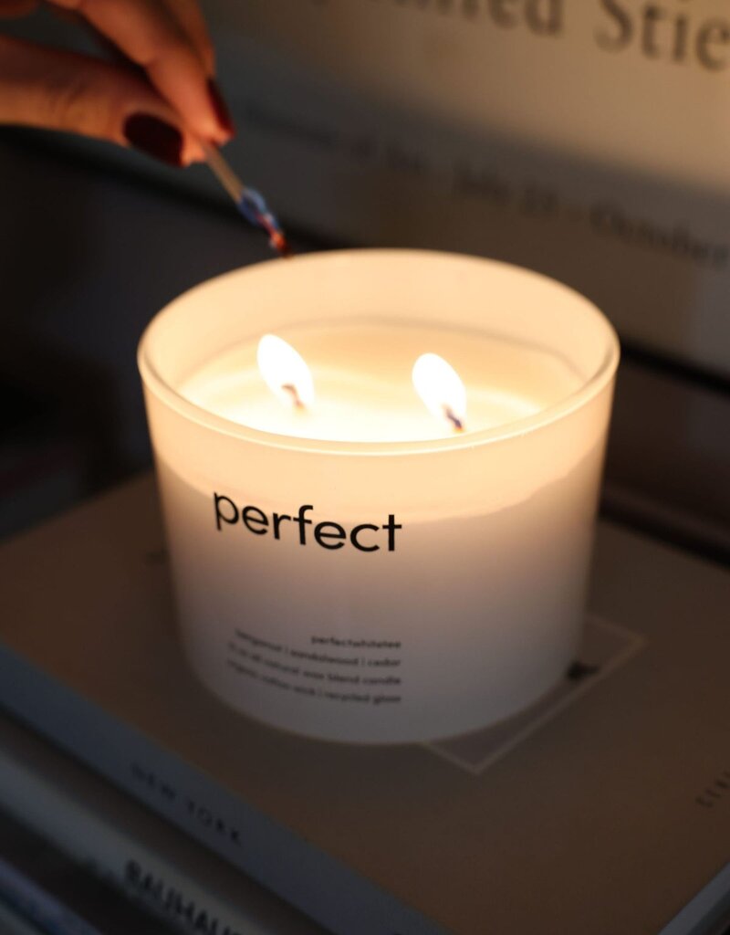 perfectwhitetee Perfect Candle