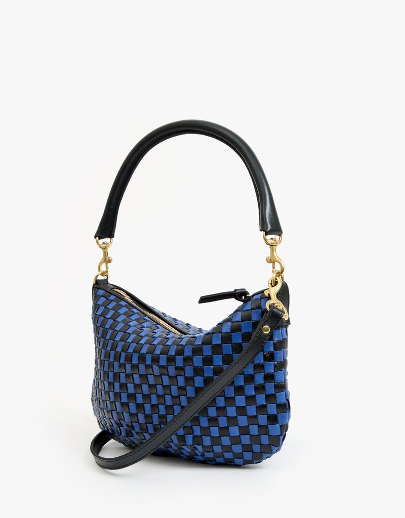 Clare V. Petit Moyen