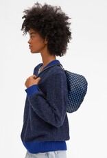 Clare V. Petit Moyen