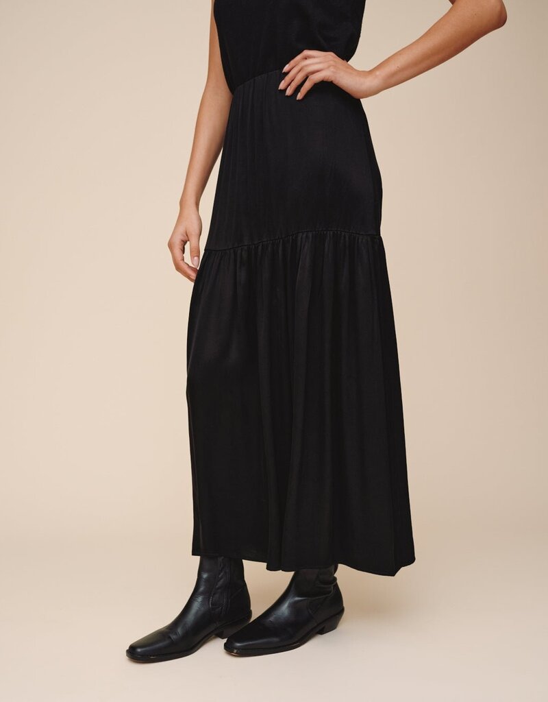 Bella Dahl Dropped Waist Ruffle Maxi Skirt