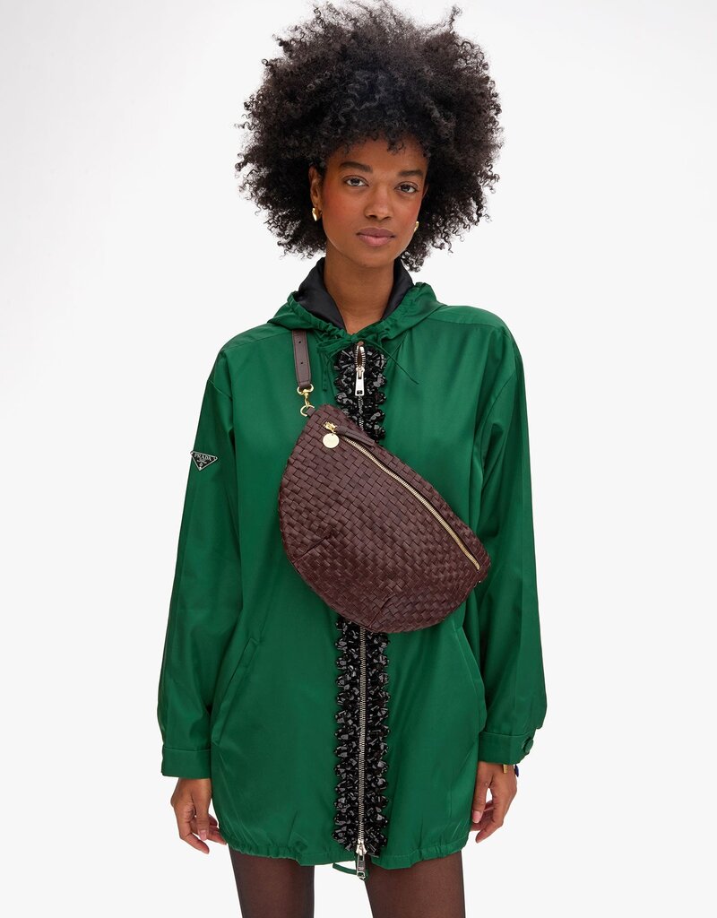 Clare V. Grande Fanny