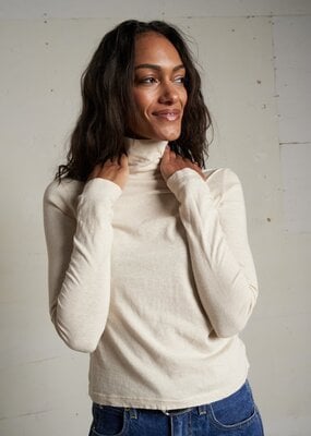 perfectwhitetee Cindy Turtleneck