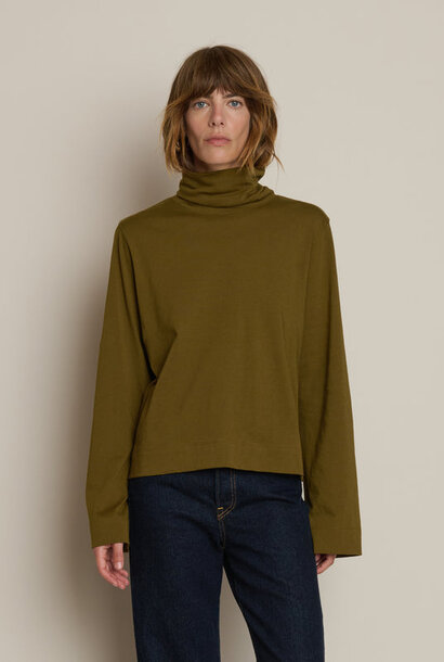 Neo Mock Neck T-Shirt