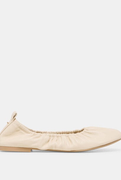 Conrad Ballet Flat