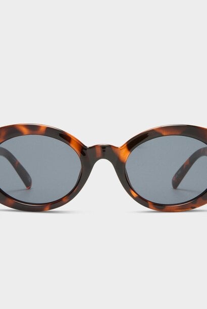 Nouveau Vie - Dark Tort