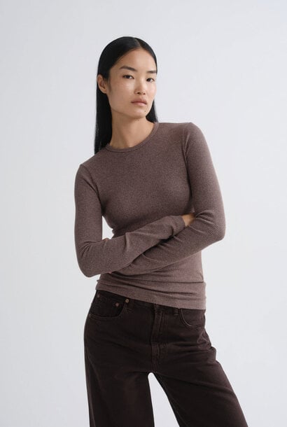 Delphi Slim Tee