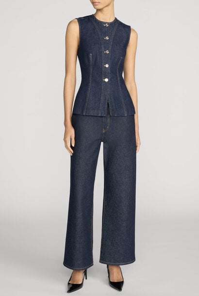 The Form Vest