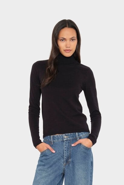 Tommy Sweater