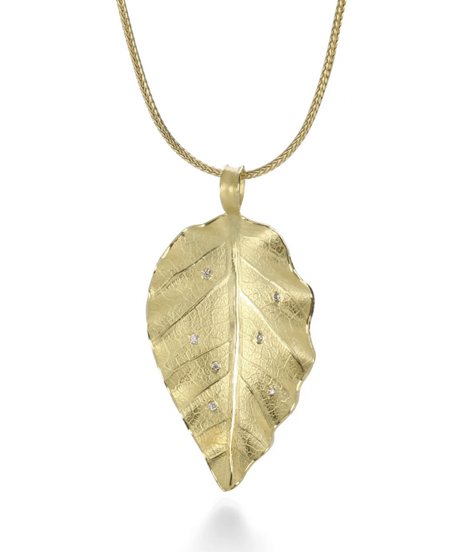 Poplar Leaf Dia Pendant Necklace