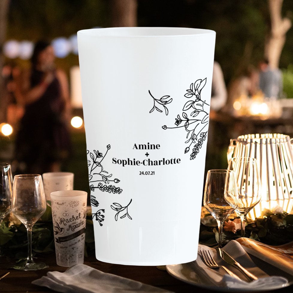 Wedding cups Composition