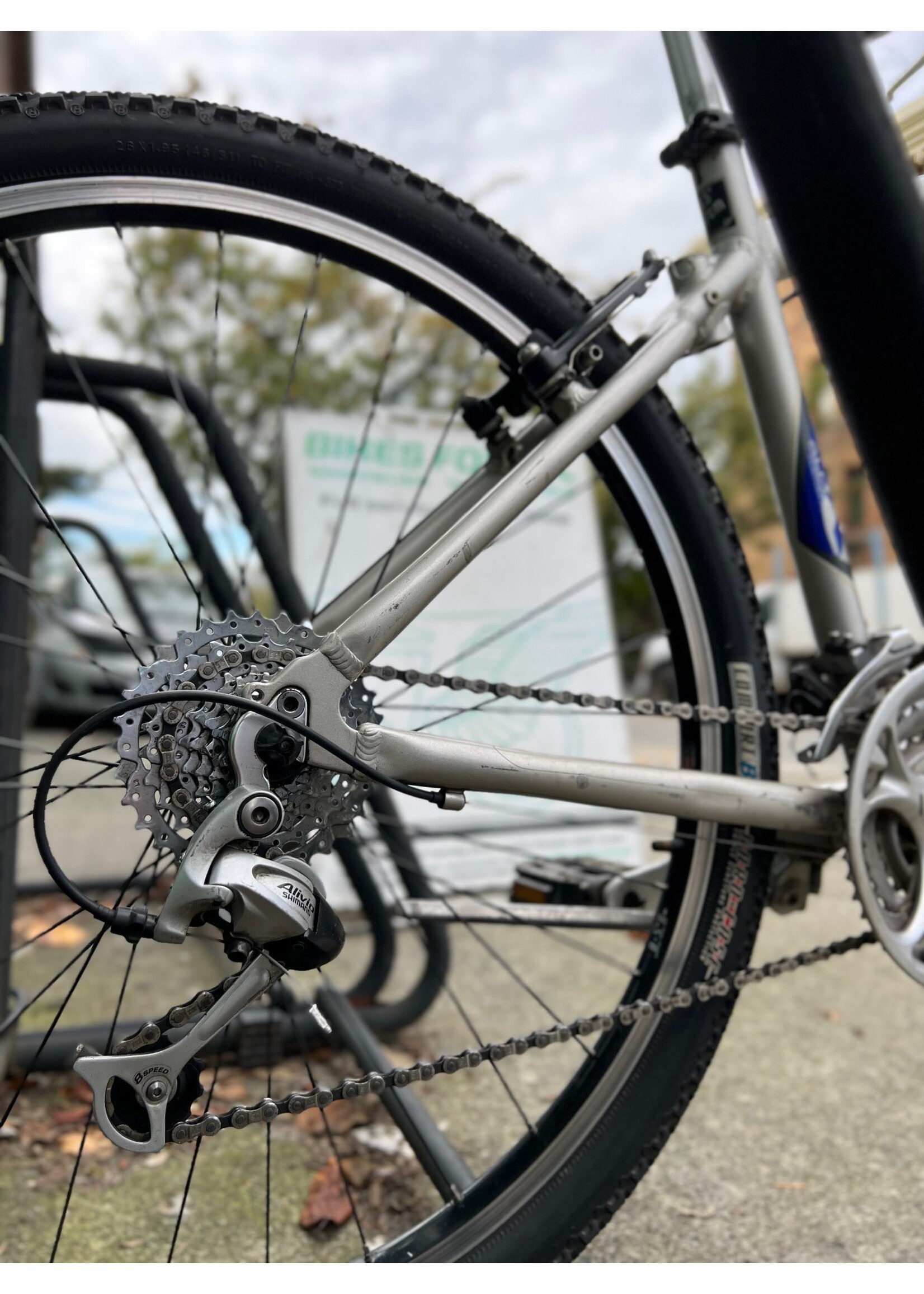 Trek (M) 18.5" Trek Navigator 200