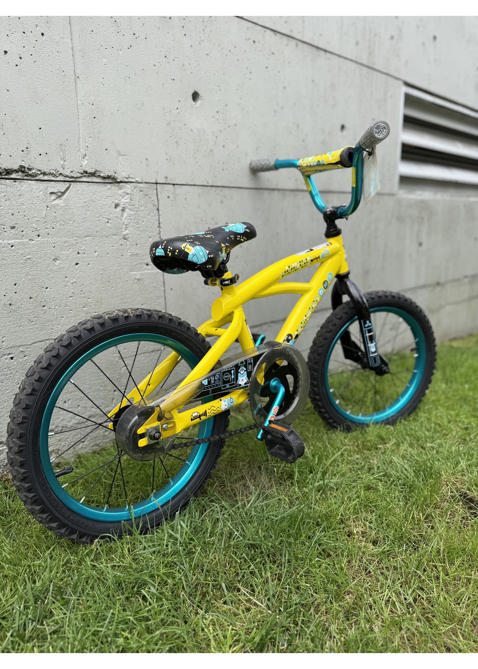 Minion DM3 16" (Used)