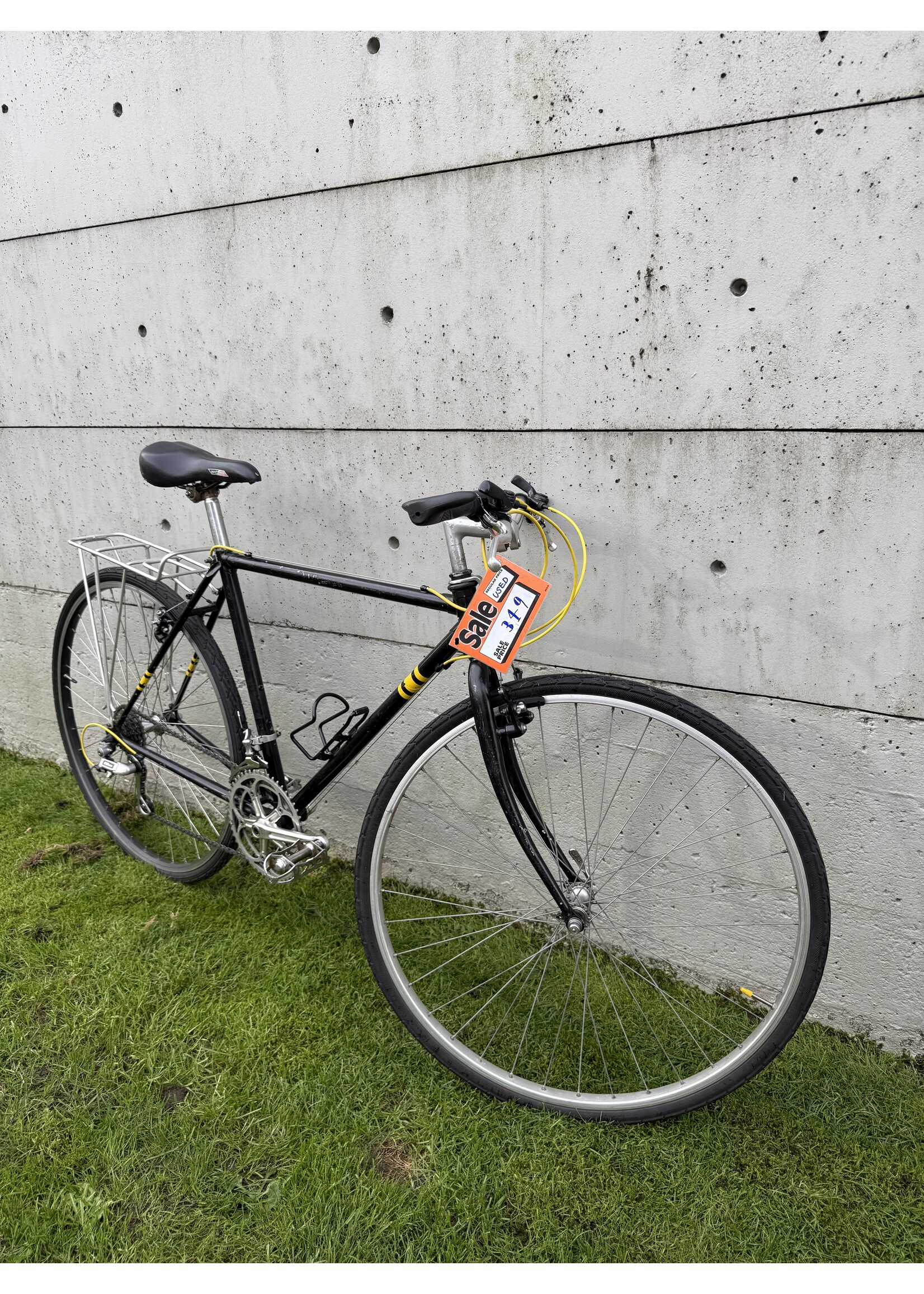 Used Black & Yellow Commuter (Medium)