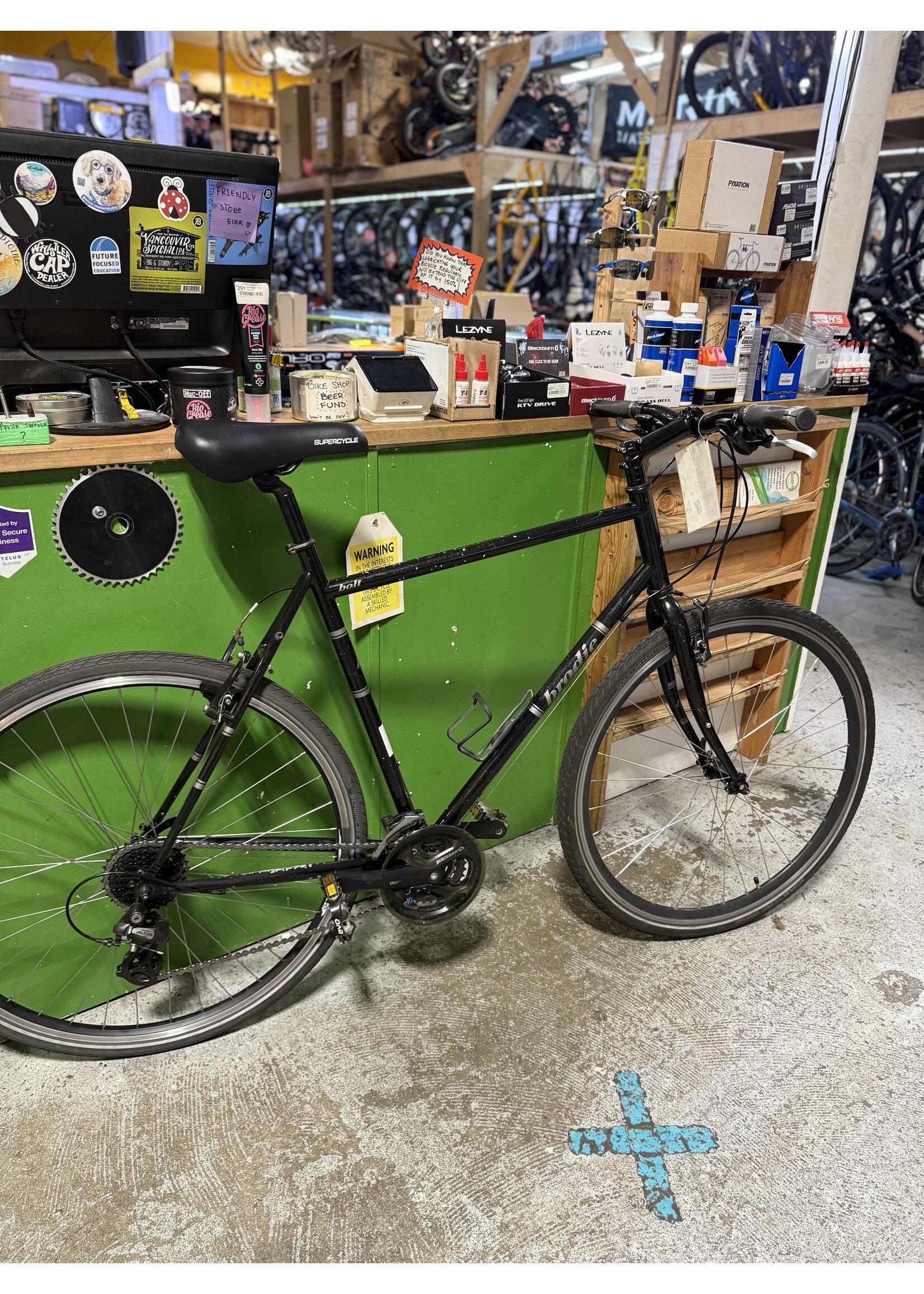 Brodie Brodie Bolt (Large)