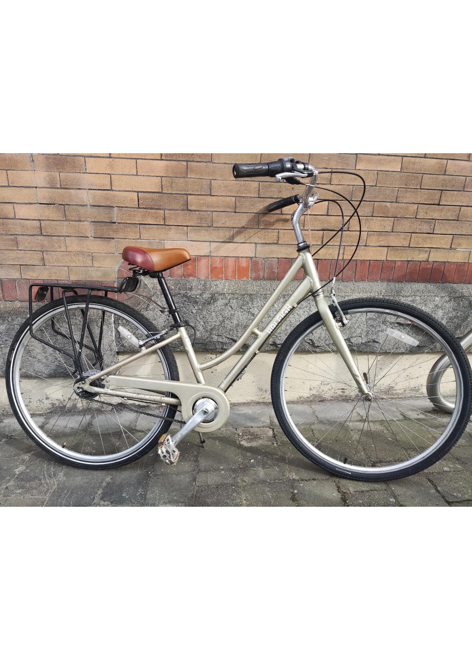 Raleigh Raleigh Calispel Step Through Nexus 8 33CM/58CM