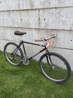 Kuwahara Kuwahara 19"