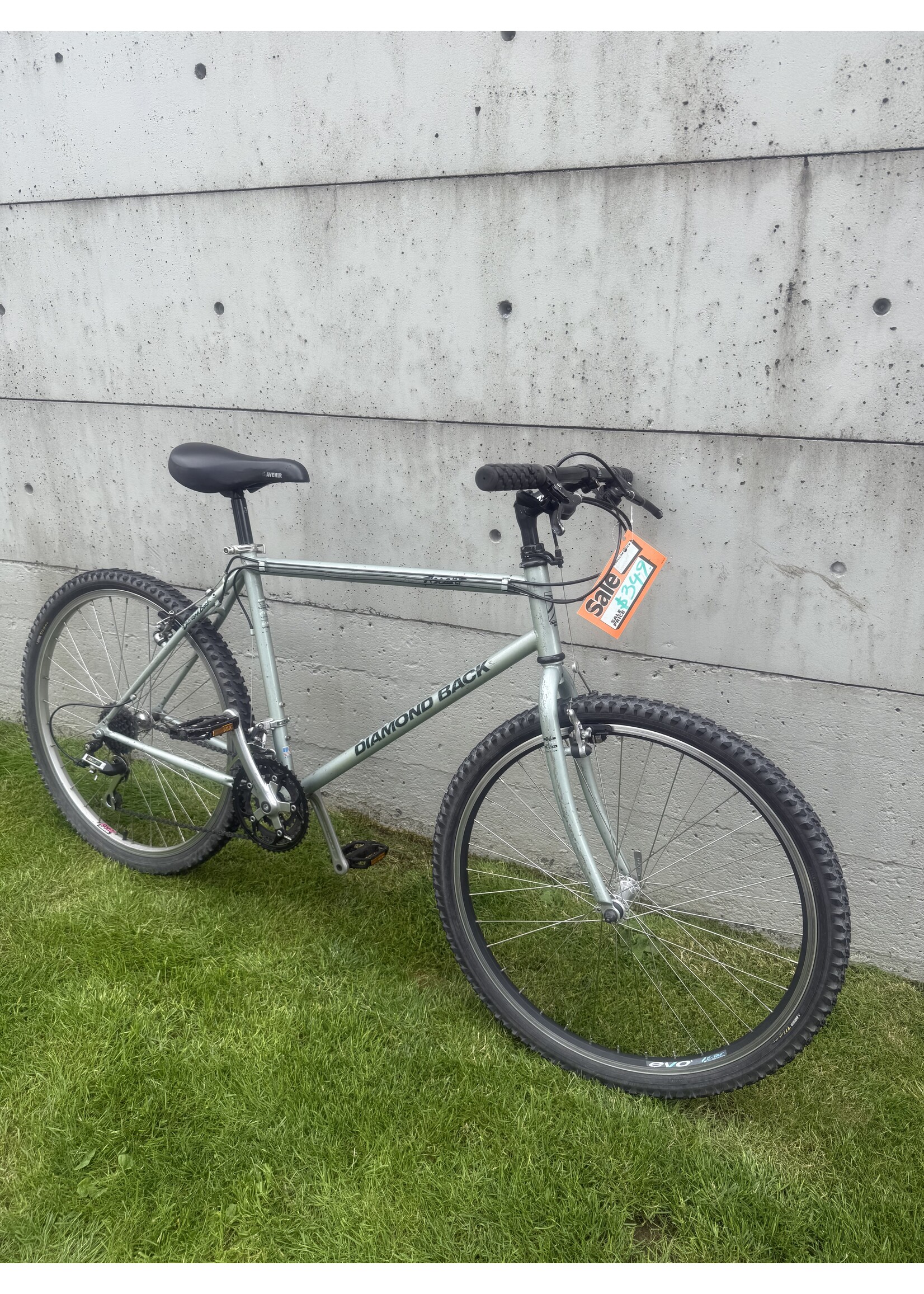 Diamondback Diamondback Medium Ascent