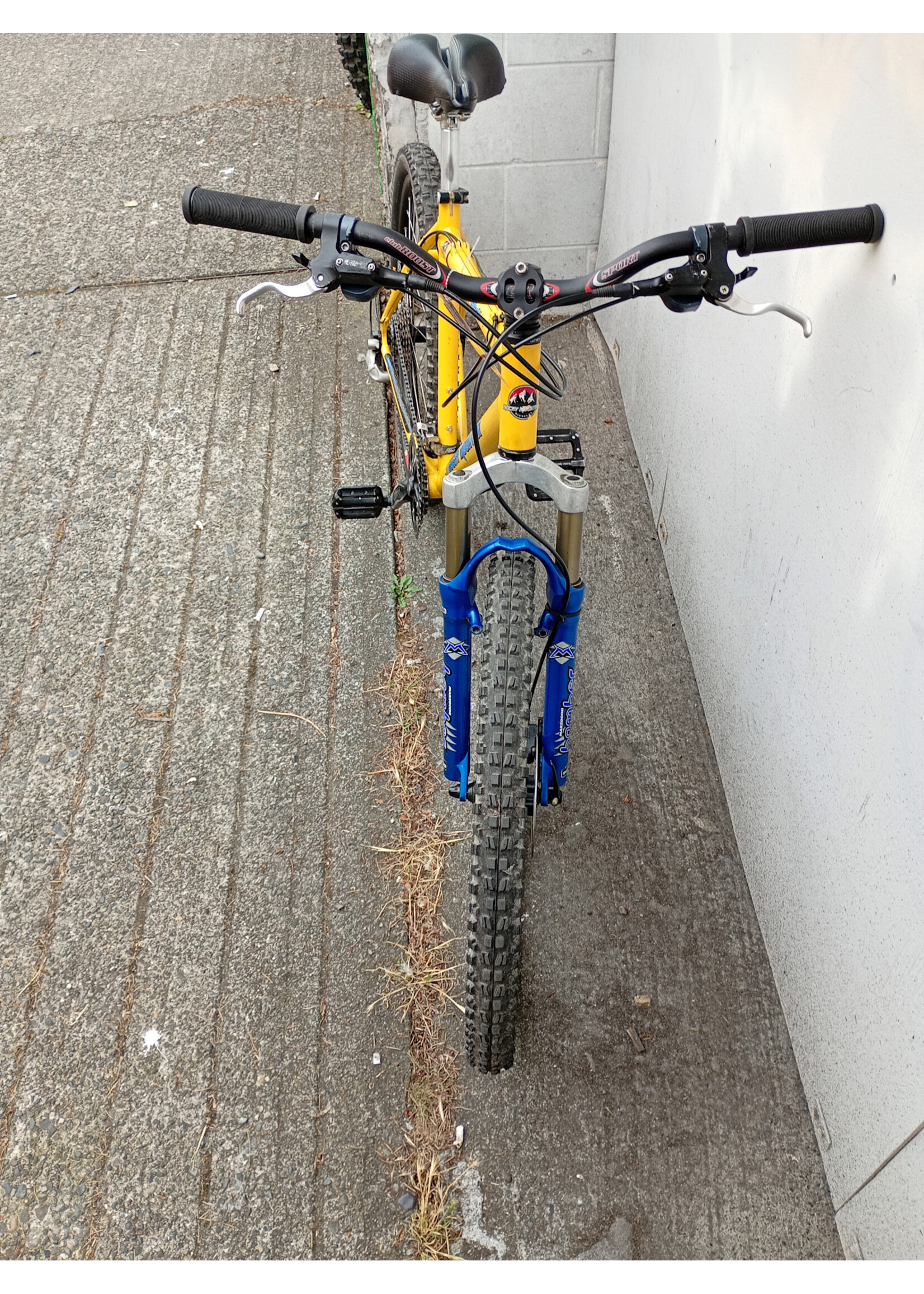 Northrock Rocky Mountain Yellow Oxygen 18"