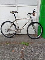 Giant Giant ATX 760 18" Medium