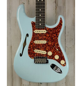 Fender DEMO Fender American Professional II Stratocaster Thinline - Transparent Daphne Blue (800)