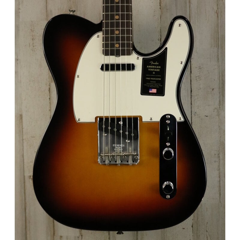 Fender DEMO Fender American Vintage II 1963 Telecaster - 3-Color Sunburst (111)
