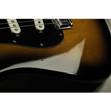 Fender USED 2005 Fender American Deluxe Stratocaster V-Neck (005)