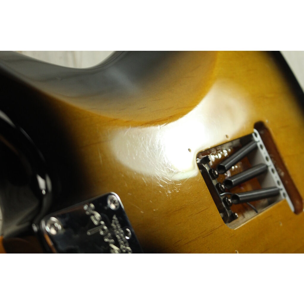 Fender USED 2005 Fender American Deluxe Stratocaster V-Neck (005)