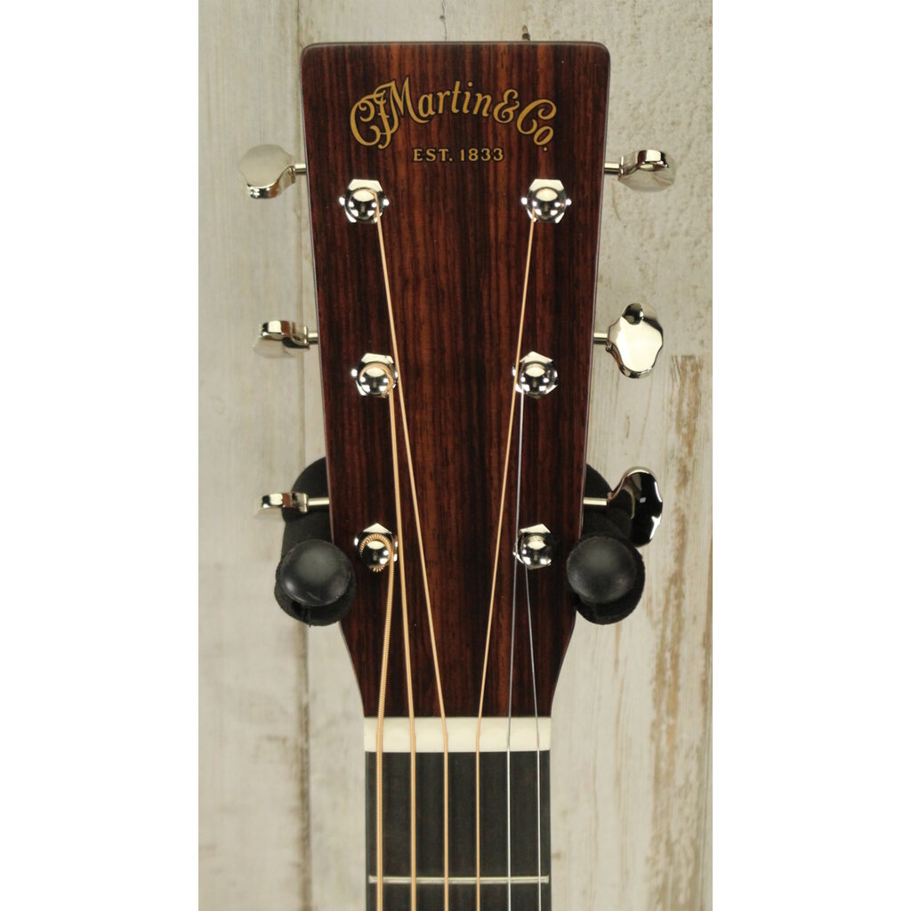 Martin NEW 2025 Martin Standard Series D-18 - Natural w/ Aging Toner (349)