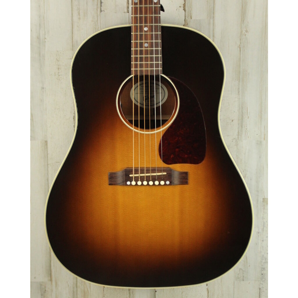 Gibson USED 2015 Gibson J-45 Standard (071)