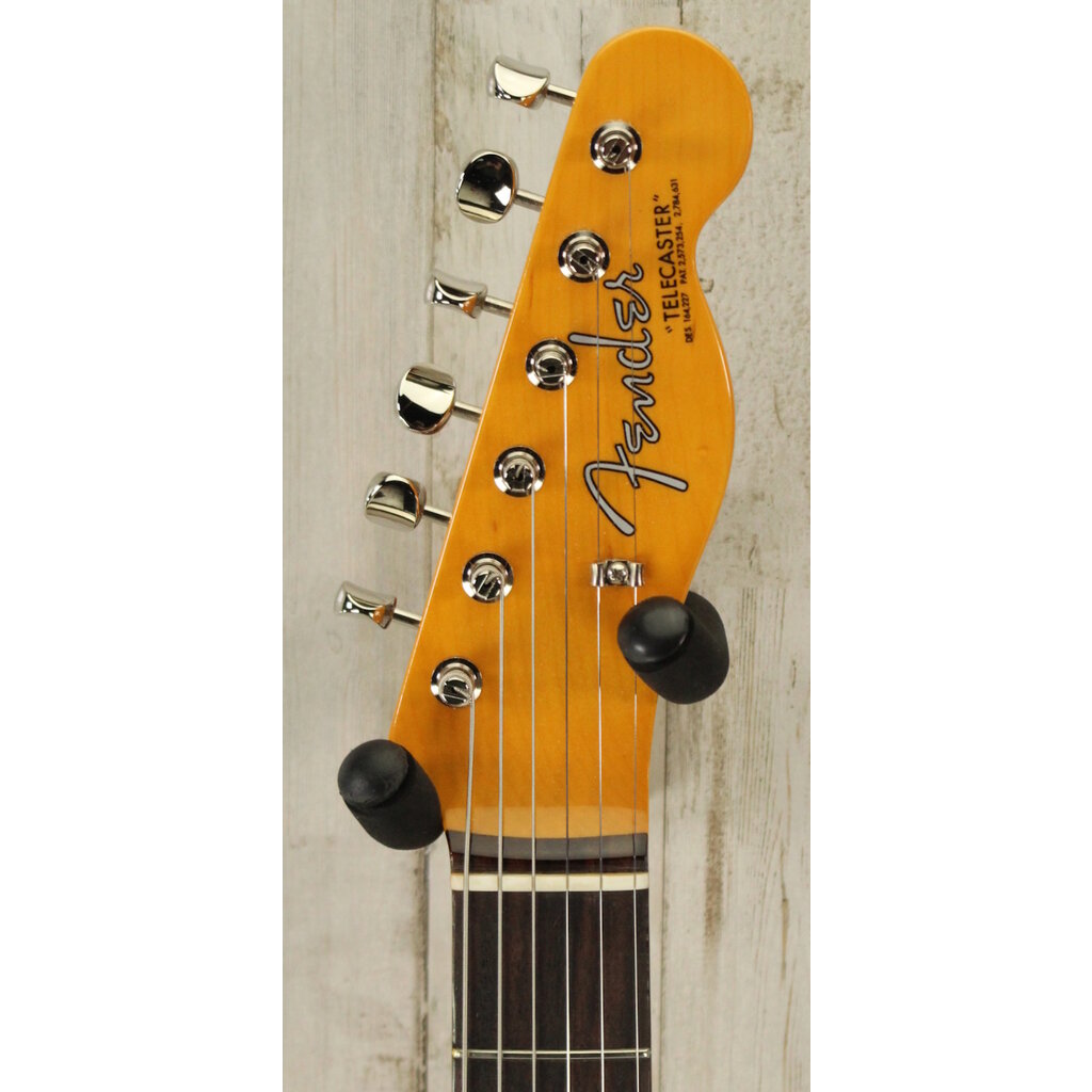 Fender DEMO Fender American Vintage II 1963 Telecaster - 3-Color Sunburst (480)