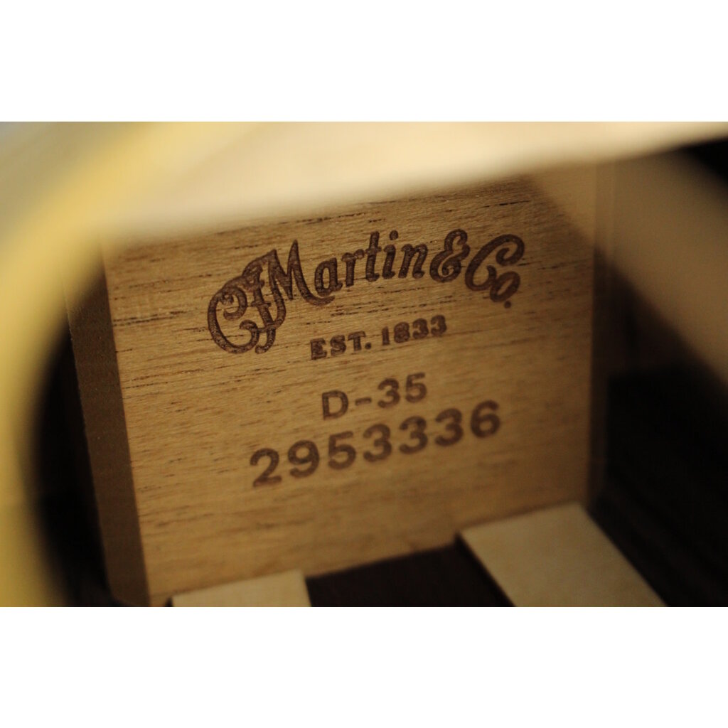 Martin NEW 2025 Martin Standard Series D-35 - Natural w/ Aging Toner (336)
