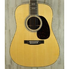 Martin NEW 2025 Martin Standard Series D-45 - Natural w/ Aging Toner (137)
