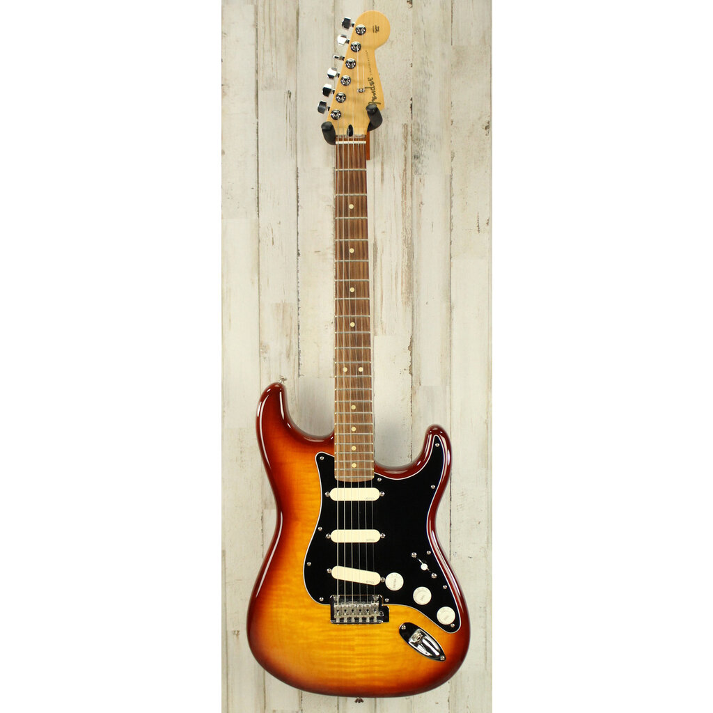 Fender USED Fender Player Stratocaster HSS Plus Top (929)