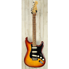 Fender USED Fender Player Stratocaster HSS Plus Top (929)