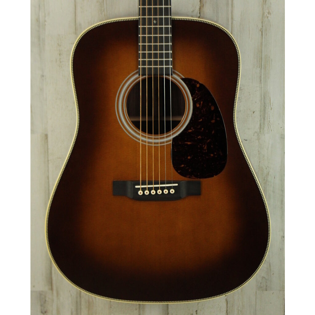 Martin USED Martin Standard Series HD-28 (940)
