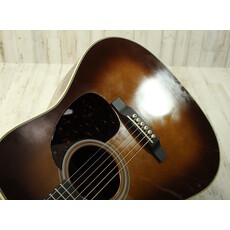 Martin USED Martin Standard Series HD-28 (940)