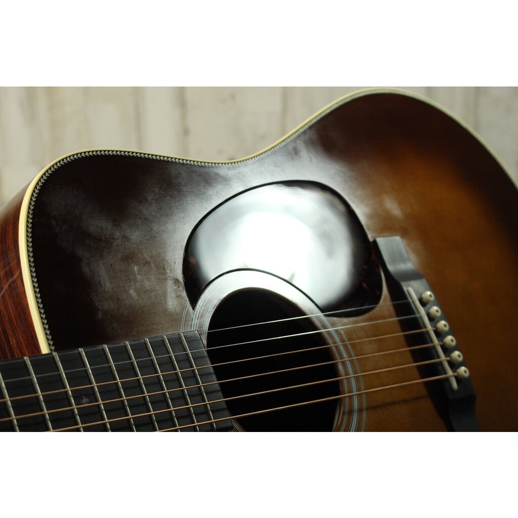 Martin USED Martin Standard Series HD-28 (940)