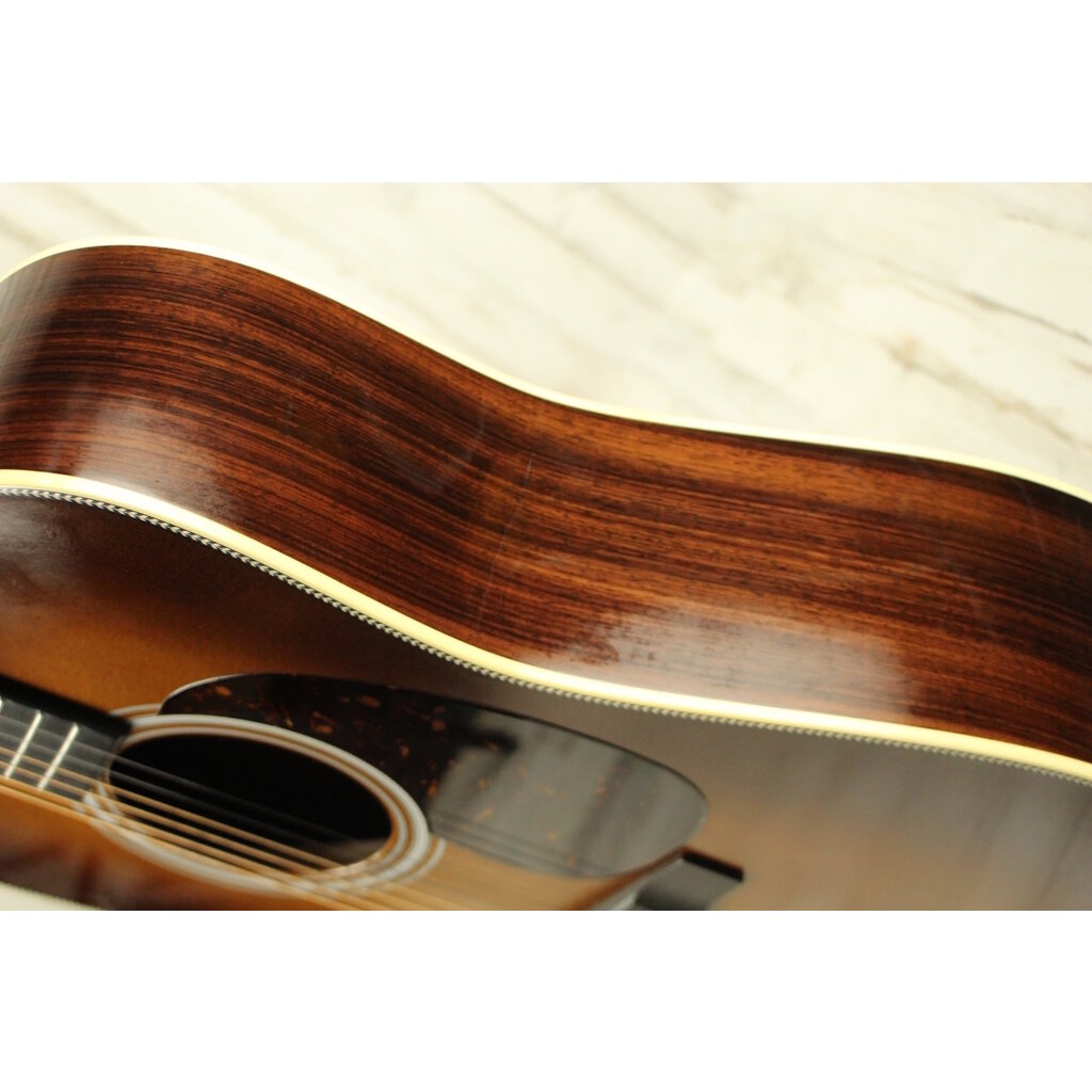 Martin USED Martin Standard Series HD-28 (940)