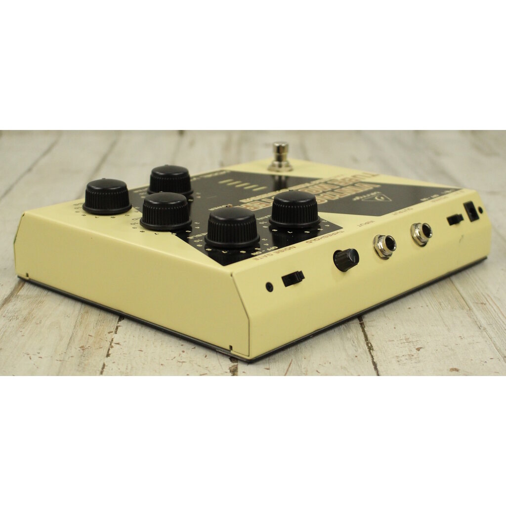 Behringer USED Behringer Vintage Tube Monster (050)