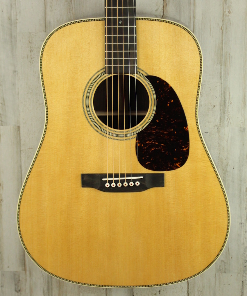 Martin HD-28 2018年製 Martin 2018 HD-28 Acoustic Guitar - Sunburst – Walt Grace